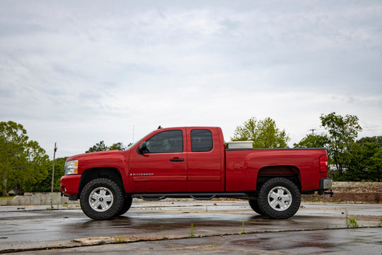 10830 5 Inch Lift Kit - Chevy Silverado & GMC Sierra 1500 2WD (2007-2013) Rough Country Canada