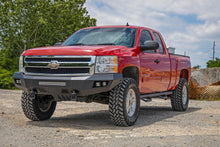 Charger l'image dans la galerie, 10769 Front Bumper - Chevy Silverado 1500 2WD/4WD (2007-2013) Rough Country Canada
