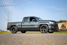 Charger l'image dans la galerie, 71630 2 Inch Lowering Kit - 4 Inch Rear Lowering - Alum/Stamped Knuckle - Chevy/GMC 1500 (14-18) Rough Country Canada