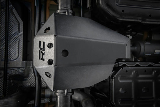 10628 M220 Diff Skid - Rear - Jeep Wrangler 4xe (21-23)/Wrangler JL Rubicon (18-23) Rough Country Canada