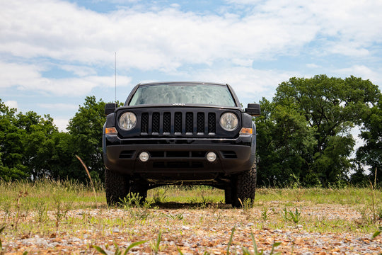 66532 2 Inch Lift Kit - N3 Struts - Jeep Compass (07-16)/Patriot (10-17) Rough Country Canada