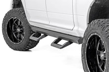 Load image into Gallery viewer, 32001 SR2 Adjustable Aluminum Steps - Crew Cab - Ram 1500 (09-18)/2500 (10-18) Rough Country Canada