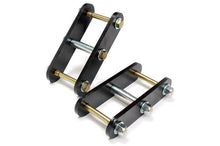 Charger l'image dans la galerie, RC0292 Lift Shackles - Front - 1.375 Inch - Jeep CJ (76-86)/CJ 8 Scrambler (81-85) Rough Country Canada