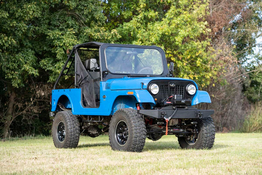99004 LED Light - Hood Mount - 30" Black Single Row - White DRL - Mahindra Roxor (19-21) Rough Country Canada