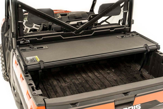 47719542 Hard Low Profile Bed Cover - Tailgate Lock - Polaris Ranger 1000XP (18-19) Rough Country Canada