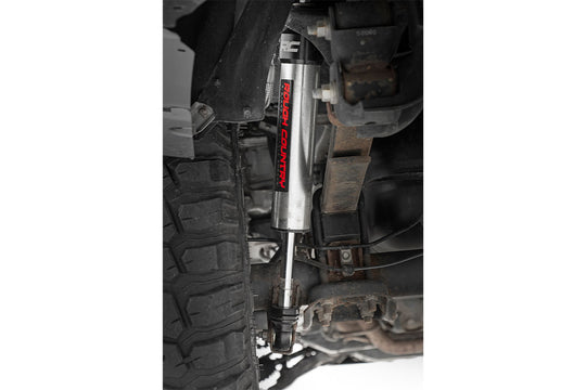 699014 Vertex 2.5 Adj Rear Shocks - 6-7" - Toyota Tacoma 2WD/4WD (05-23) Rough Country Canada