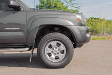 Charger l'image dans la galerie, 743 2 Inch Leveling Kit - Toyota Tacoma 2WD/4WD (2005-2023) Rough Country Canada