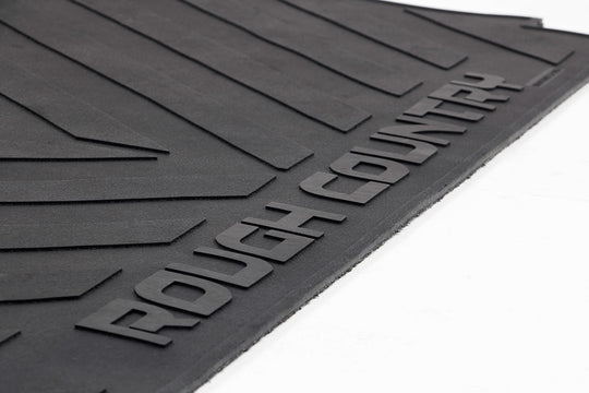 RCM680 Bed Mat - 5'5" Bed - RC Logo - Chevy/GMC 1500/2500HD/3500HD (07-19) Rough Country Canada