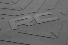 Load image into Gallery viewer, RCM680 Bed Mat - 5'5" Bed - RC Logo - Chevy/GMC 1500/2500HD/3500HD (07-19) Rough Country Canada