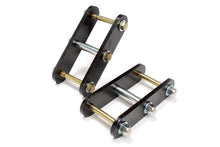 Charger l'image dans la galerie, RC0274 Lift Shackles - YJ Stock -CJ RR 0.375 Inch - Jeep CJ (76-86)/CJ 8 Scrambler (81-85) Rough Country Canada