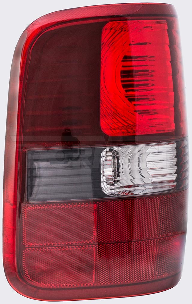 1590328 Tail Light Assembly Dorman OE Solutions Canada