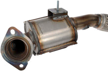 Load image into Gallery viewer, 679-524 Catalytic Converter Dorman OE Solutions Canada