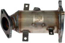 Load image into Gallery viewer, 679-538 Catalytic Converter Dorman OE Solutions Canada