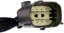 Charger l&#39;image dans la galerie, 904-643 Diesel Exhaust Fluid (DEF) Heater Dorman OE Solutions Canada