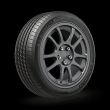 Charger l&#39;image dans la galerie, 37916 225/60R18 Michelin Primacy Tour A/S 100H Michelin Tires Canada